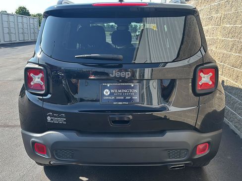 Used 2021 Jeep Renegade Latitude AWD/4WD image 39
