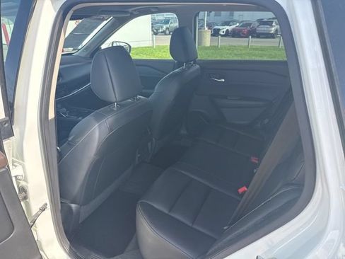 Used 2023 Nissan Rogue SL w/ SL Premium Package FWD image 26