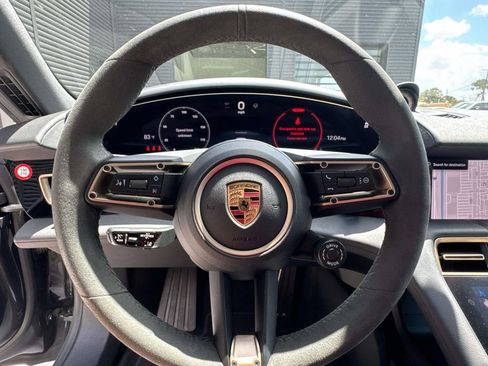 Certified 2025 Porsche Taycan 4S AWD/4WD image 24