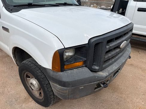 Used 2007 Ford F250 XL image 8