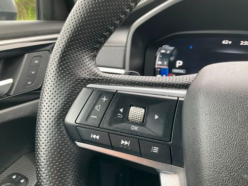 Used 2024 Mitsubishi Outlander SEL AWD/4WD image 5