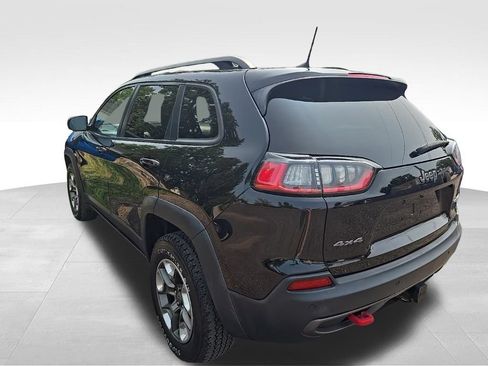 Used 2019 Jeep Cherokee Trailhawk w/ Cold Weather Group AWD/4WD image 14