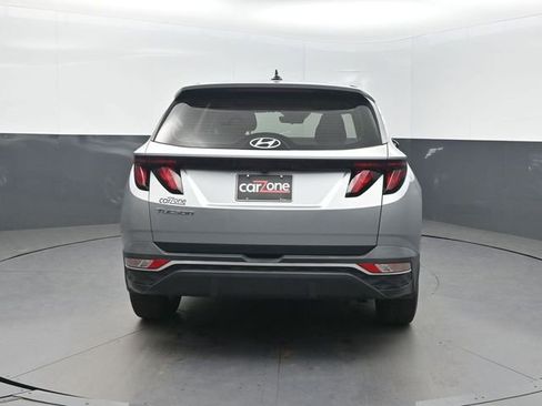 Used 2022 Hyundai Tucson SE FWD image 3