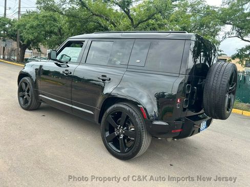 Used 2023 Land Rover Defender 110 X-Dynamic SE AWD/4WD image 16