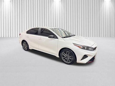 Used 2023 Kia Forte GT-Line FWD image 2