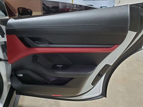 Used 2020 Porsche Taycan Turbo image 23
