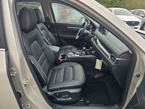 New 2025 MAZDA CX-5 AWD 2.5 S w/ Preferred Package image 29
