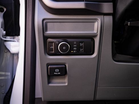 Used 2024 Ford F150 XLT w/ Tow/Haul Package image 35