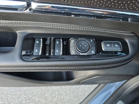 Used 2023 Lincoln Corsair Reserve w/ Jet Appearance Package image 30