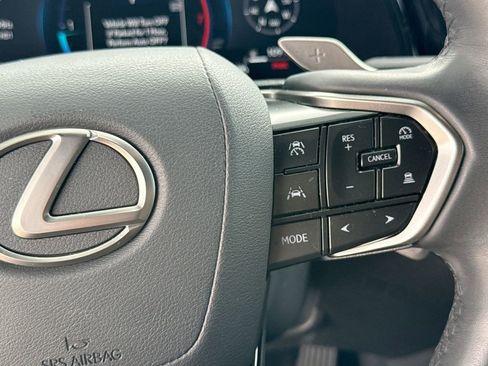 Used 2025 Lexus RX 350 FWD w/ Technology Package image 27