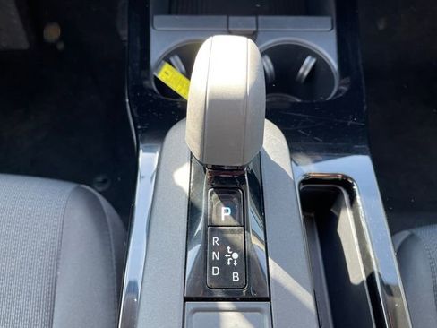 Used 2025 Toyota Prius LE image 22