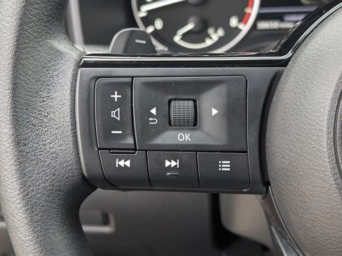 Certified 2023 Nissan Rogue SV FWD image 23