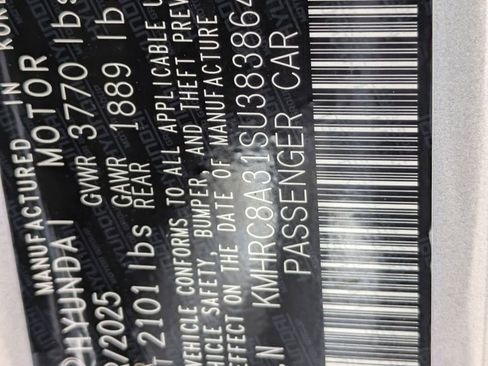 Used 2025 Hyundai Venue SEL image 34