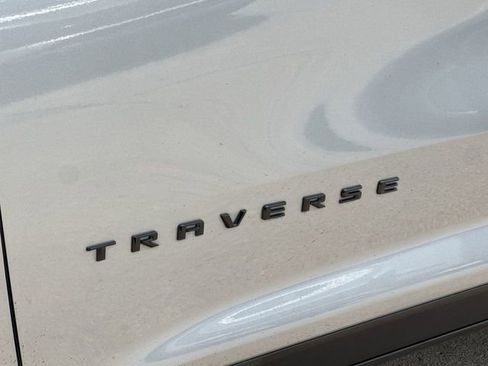 Certified 2024 Chevrolet Traverse Z71 w/ Enhanced Driving Package AWD/4WD image 31
