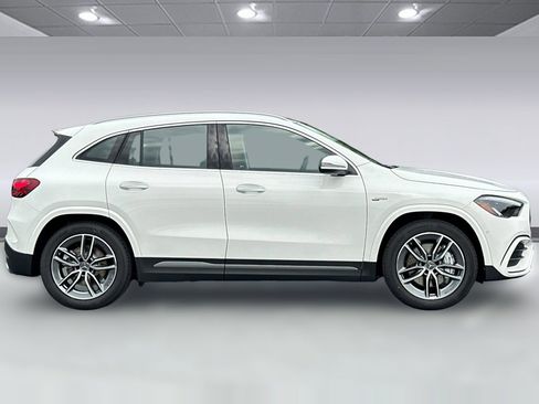 New 2026 Mercedes-Benz GLA 35 AMG 4MATIC image 7