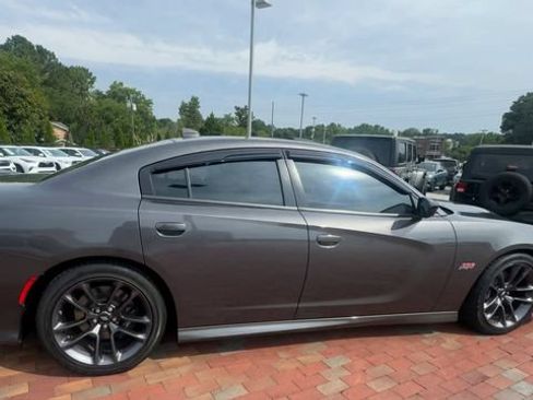 Used 2023 Dodge Charger Scat Pack w/ Harman/Kardon Audio Group RWD image 3