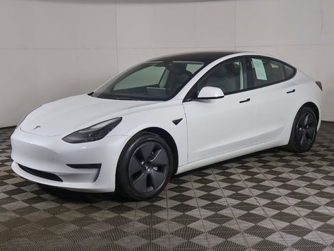 Used 2023 Tesla Model 3 Long Range image 9