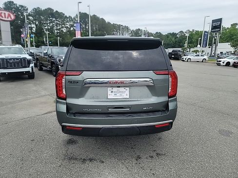Used 2023 GMC Yukon XL SLT w/ SLT Premium Package RWD image 5