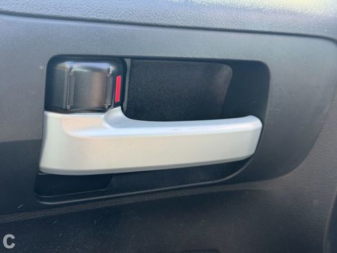 Used 2016 Toyota Tundra SR5 w/ SR5 Upgrade Package image 8