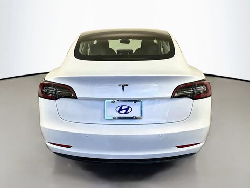 Used 2021 Tesla Model 3 Standard Range Plus RWD image 6