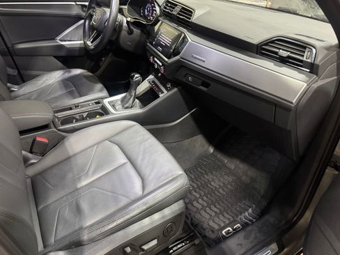 Used 2021 Audi Q3 2.0T Premium w/ Convenience Package image 18