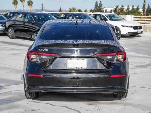 Certified 2025 Honda Civic LX image 9