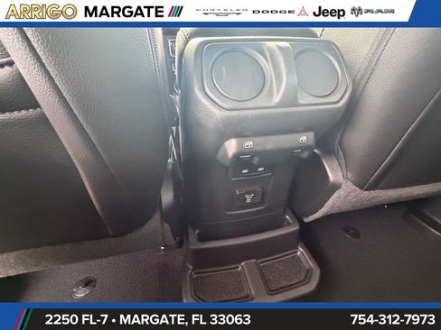 Used 2021 Jeep Wrangler Unlimited Sahara w/ Safety Group AWD/4WD image 12