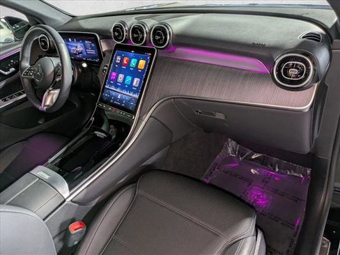 Certified 2025 Mercedes-Benz GLC 300 image 24