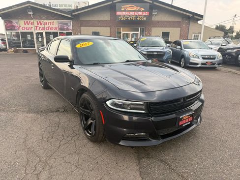 Used 2017 Dodge Charger R/T w/ Blacktop Package RWD image 2