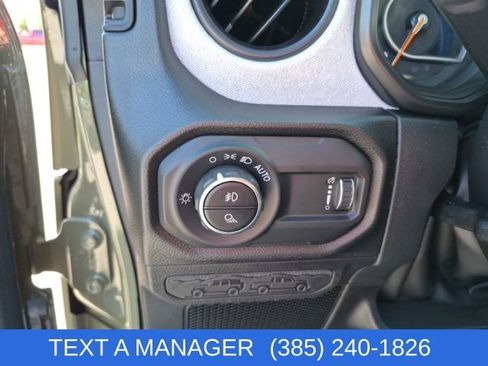 New 2026 Jeep Gladiator Sport image 18