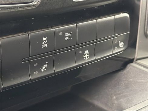 Used 2018 RAM 1500 Sport w/ Sport Premium Group image 18