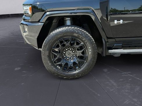 Used 2025 GMC Hummer EV 2X AWD/4WD image 13