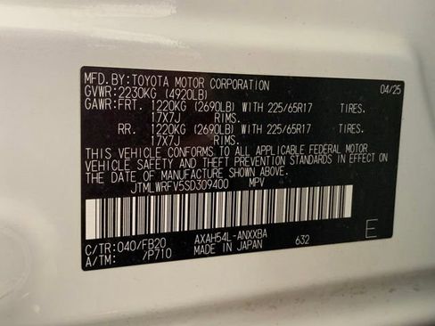 Used 2025 Toyota RAV4 LE AWD/4WD image 37