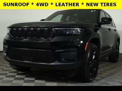 Used 2023 Jeep Grand Cherokee Altitude