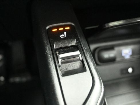 Certified 2022 Kia Telluride S image 22