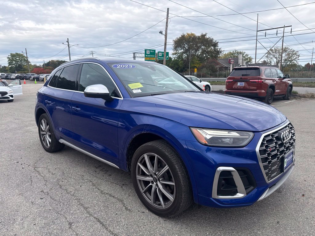 Used 2023 Audi SQ5 Premium Plus w/ Premium Plus Package AWD/4WD image 4