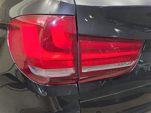 Used 2017 BMW X5 xDrive50i image 38