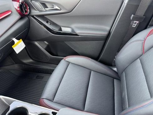 New 2026 Chevrolet Equinox RS FWD image 15