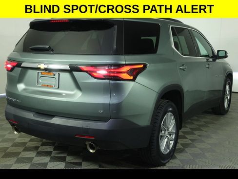Used 2023 Chevrolet Traverse LT AWD/4WD image 8