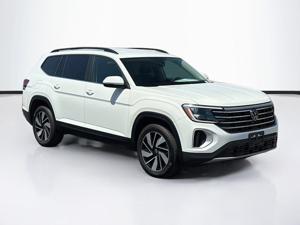 Used 2024 Volkswagen Atlas SE AWD/4WD image 3
