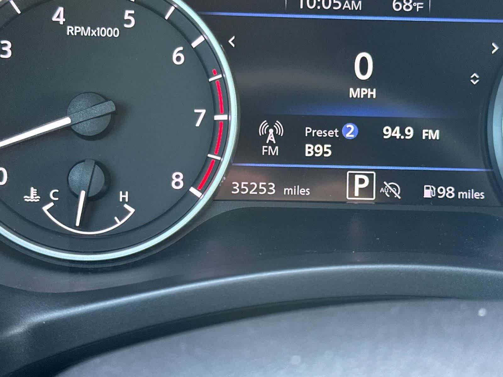 Used 2024 Nissan Sentra SR w/ SR Premium Package FWD image 25