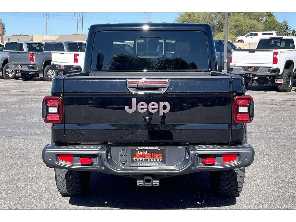 Used 2024 Jeep Gladiator Rubicon AWD/4WD image 4