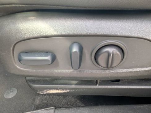 Used 2023 Buick Encore GX Select w/ Safety Package II image 16