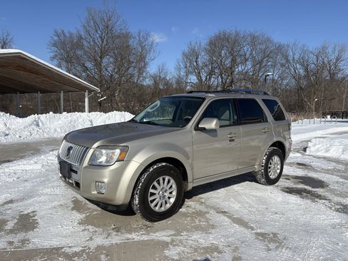 Used 2010 Mercury Mariner Premier image 2