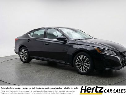 Used 2025 Nissan Altima 2.5 SV
