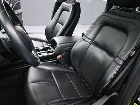 Used 2020 Lincoln Corsair AWD w/ Equipment Group 101A image 10