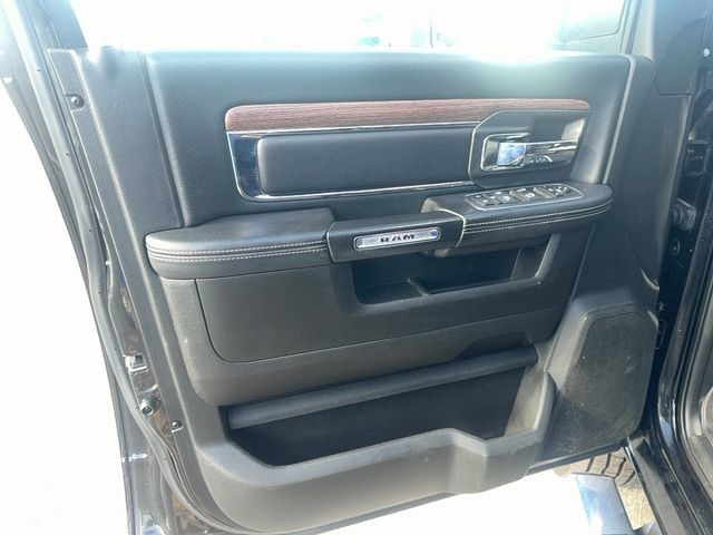 Used 2018 RAM 2500 Laramie w/ Snow Chief Group AWD/4WD image 19