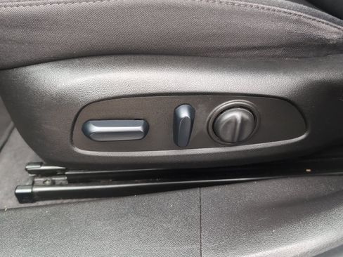 Used 2023 Chevrolet Malibu LT image 11