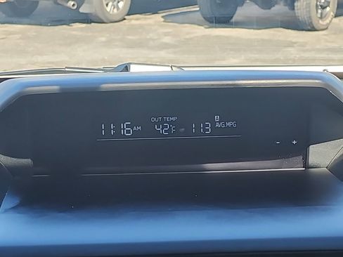 Used 2021 Subaru Crosstrek 2.0i Premium image 14