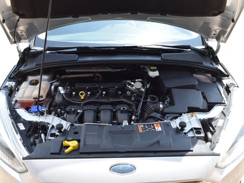 Used 2017 Ford Focus SE image 27
